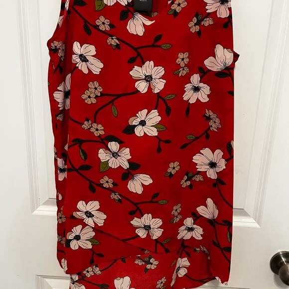 Chelsea and Theodore Top- Gently used- Size Small - Picture 5 of 6